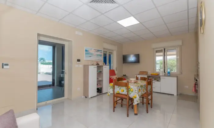 Rexer-Siracusa-Villa-in-vendita-TerrauzzaPlemmirioSiracusa-Cucina