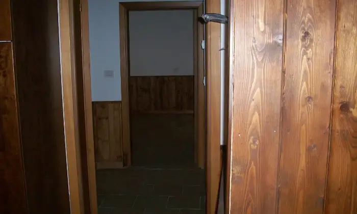 Rexer-Ziano-Piacentino-Condominio-di-appartamenti-colline-Val-Tidone-Altro