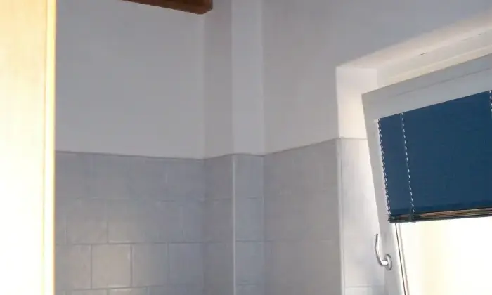 Rexer-Ziano-Piacentino-Condominio-di-appartamenti-colline-Val-Tidone-Bagno