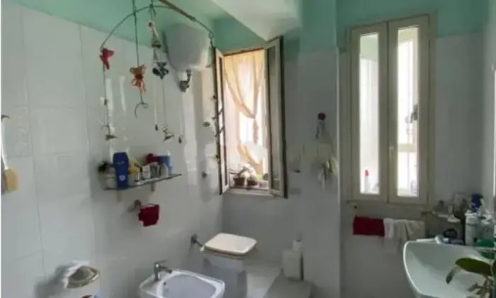 Rexer-Acquedolci-Vendesi-appartamento-in-Via-Generale-di-GiorgioAcquedolci-Bagno