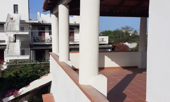 Rexer-Lipari-Villetta-libera-da-tre-lati-con-giardino-pavimentato-di-ca-mq-in-via-Porto-Ponente-Isola-di-Vulcano-Lipari-Altro