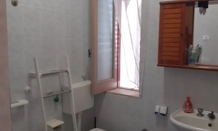 Rexer-Lipari-Villetta-libera-da-tre-lati-con-giardino-pavimentato-di-ca-mq-in-via-Porto-Ponente-Isola-di-Vulcano-Lipari-Altro