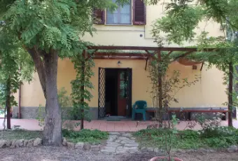 Rexer-Castelfiorentino-Porzione-di-casa-colonica-immersa-nel-verde-della-toscana-Giardino