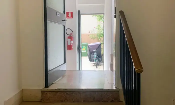 Rexer-Milano-Vendesi-appartamento-in-Via-Tolentino-a-Milano-Altro