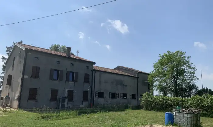 Rexer-Piazzola-sul-Brenta-Casale-Veneto-ristrutturato-per-bb-o-commerciale-Giardino