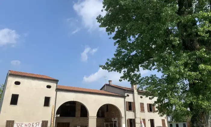 Rexer-Piazzola-sul-Brenta-Casale-Veneto-ristrutturato-per-bb-o-commerciale-Giardino