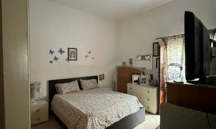 Rexer-Lascari-CasaIndipendente-in-Via-Indipendenza-Lascari-CameraDaLetto