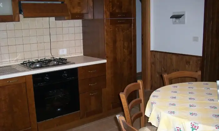 Rexer-Ziano-Piacentino-Condominio-di-appartamenti-colline-Val-Tidone-Altro