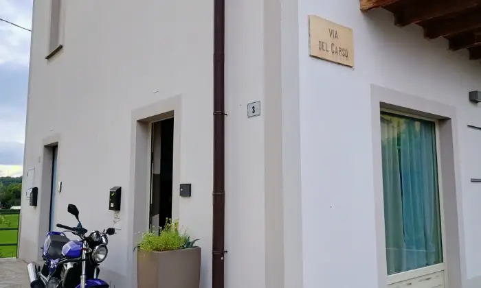 Rexer-treviolo-Bilocale-su-livelli-con-doppi-servizi-Altro