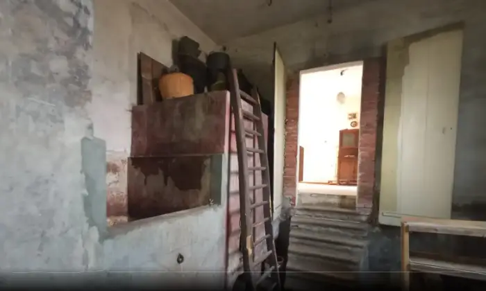 Rexer-Fara-Novarese-Rustico-in-vendita-in-via-Roma-a-Fara-Novarese-Altro