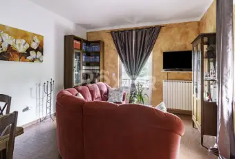 Rexer-Pietralunga-Villa-su-due-livelli-con-corte-esterna-Altro