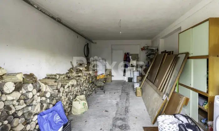Rexer-Pietralunga-Villa-su-due-livelli-con-corte-esterna-Altro