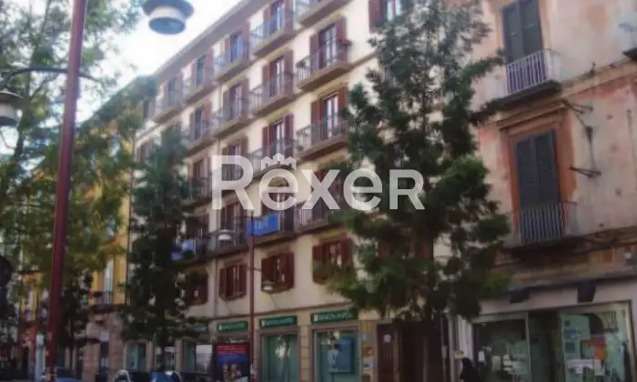 Rexer-Caserta-Locale-Commerciale-in-vendita-Giardino