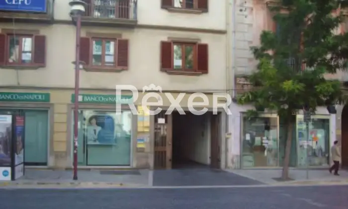 Rexer-Caserta-Locale-Commerciale-in-vendita-Altro