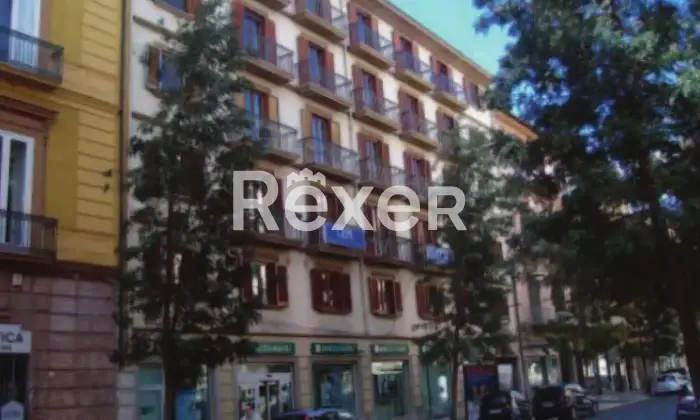 Rexer-Caserta-Locale-Commerciale-in-vendita-Giardino