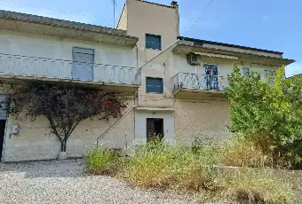 Rexer-Casteltermini-Villa-bifamiliare-con-giardino-di-mq-e-magazzini-Ottima-opportunit-Altro