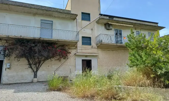 Rexer-Casteltermini-Villa-bifamiliare-con-giardino-di-mq-e-magazzini-Ottima-opportunit-Altro