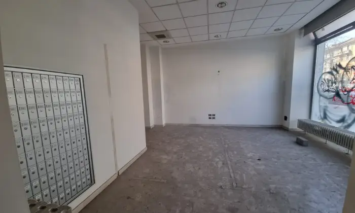 Rexer-MILANO-Ex-filiale-bancaria-Altro