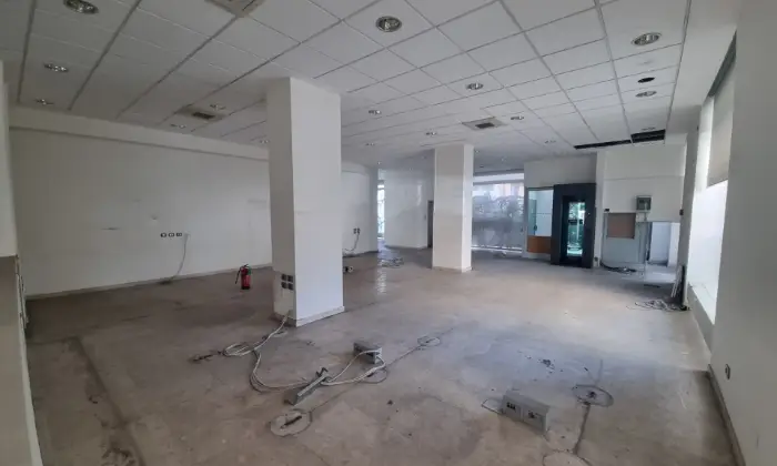 Rexer-MILANO-Ex-filiale-bancaria-Altro