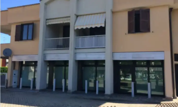 Rexer-MUGGIO-Filiale-Bancaria-in-vendita-a-Muggi-Altro