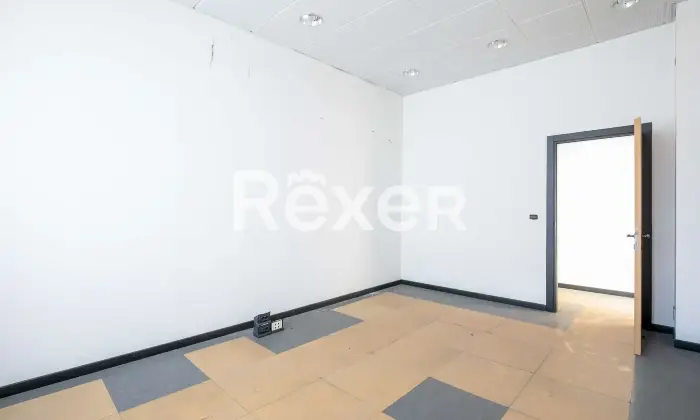 Rexer-TORINO-Filiale-Bancaria-in-vendita-a-Torino-Altro