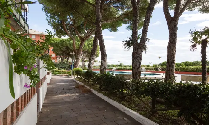 Rexer-ARENZANO-Appartamento-con-giardino-a-pochi-passi-dal-mare-con-piscina-Altro