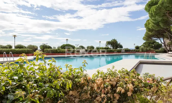 Rexer-ARENZANO-Appartamento-con-giardino-a-pochi-passi-dal-mare-con-piscina-Altro