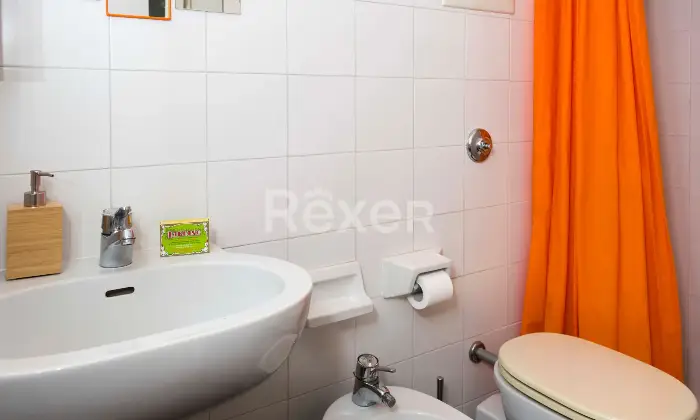 Rexer-ARENZANO-Appartamento-con-giardino-a-pochi-passi-dal-mare-con-piscina-Altro