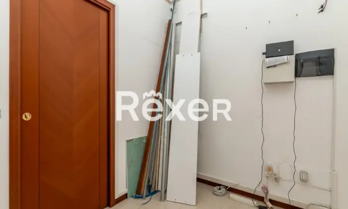 Rexer-GORGONZOLA-Gorgonzola-Negozio-di-mq-a-pochi-passi-dal-centro-storico-e-dalla-Metropolitana-M-Altro