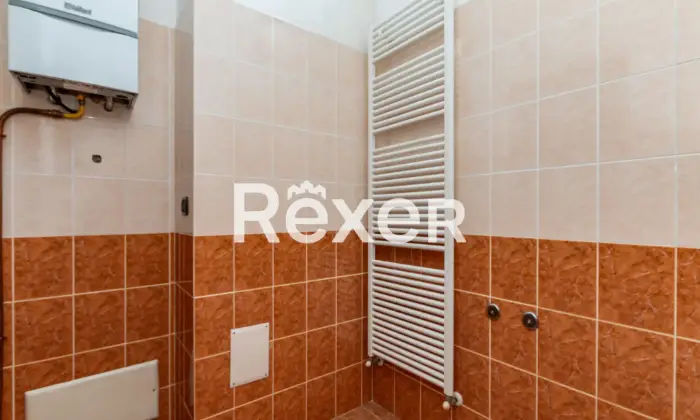 Rexer-GORGONZOLA-Gorgonzola-Negozio-di-mq-a-pochi-passi-dal-centro-storico-e-dalla-Metropolitana-M-Bagno