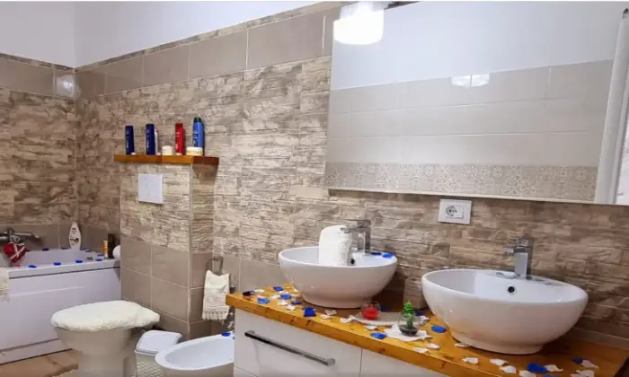 Rexer-Siracusa-Appartamento-in-vendita-in-via-Salvatore-Monteforte-a-Siracusa-Bagno