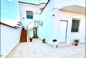 Rexer-Nard-Villa-in-vendita-in-via-Isole-Tremiti-SantIsidoro-Nard-Terrazzo