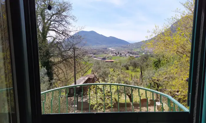 Rexer-Cerreto-Sannita-Villa-nel-verde-Terrazzo