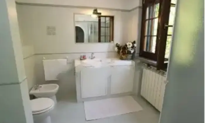 Rexer-Orbetello-Villa-in-vendita-in-via-Ilario-PortaOrbetello-Bagno