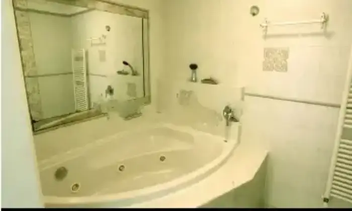 Rexer-Orbetello-Villa-in-vendita-in-via-Ilario-PortaOrbetello-Bagno