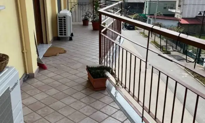 Rexer-Gattinara-Trilocale-in-vendita-in-viale-Dante-Alighieri-a-Gattinara-Terrazzo