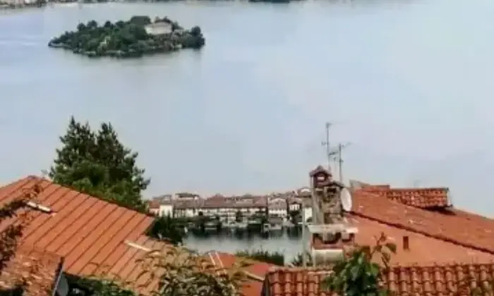 Rexer-Campino-Cascina-in-vendita-in-via-Agli-Orti-Stresa-Categoria-catastale-C-Vista
