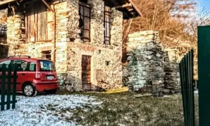 Rexer-Campino-Cascina-in-vendita-in-via-Agli-Orti-Stresa-Categoria-catastale-C-Cortile