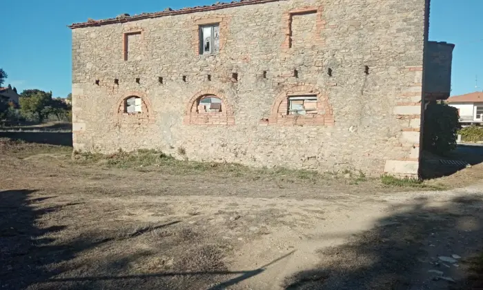 Rexer-Pomarance-Podere-in-vendita-in-via-Porta-Massetana-a-Pomarance-Altro
