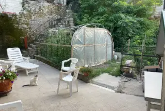 Rexer-Vallerotonda-Casa-di-paese-in-vendita-in-via-San-Antuono-Giardino
