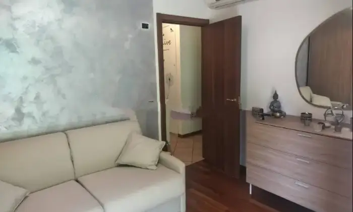 Rexer-Broni-Trilocale-quartiere-Piave-Centro-Broni-Camera-da-letto