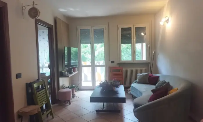 Rexer-Broni-Trilocale-quartiere-Piave-Centro-Broni-Salone