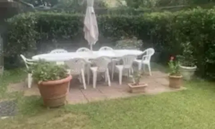 Rexer-Massa-grande-appartamento-centro-marina-di-massa-giardino-esclusivo-vicinissimo-mare-Terrazzo