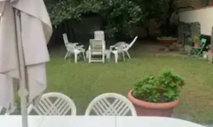 Rexer-Massa-grande-appartamento-centro-marina-di-massa-giardino-esclusivo-vicinissimo-mare-Giardino