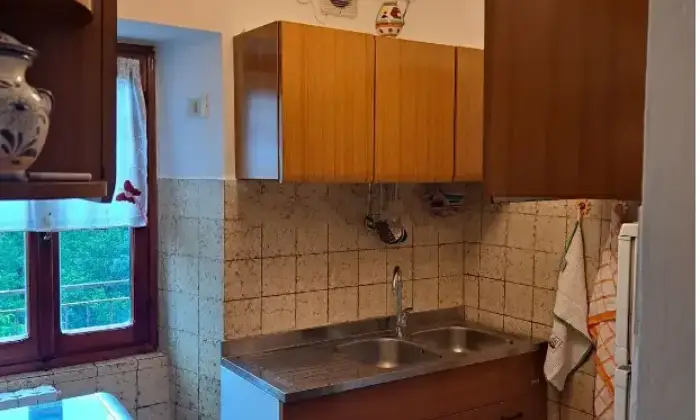 Rexer-Firenzuola-Propriet-rustica-in-vendita-in-via-Coniale-Cerreta-a-Firenzuola-Cucina