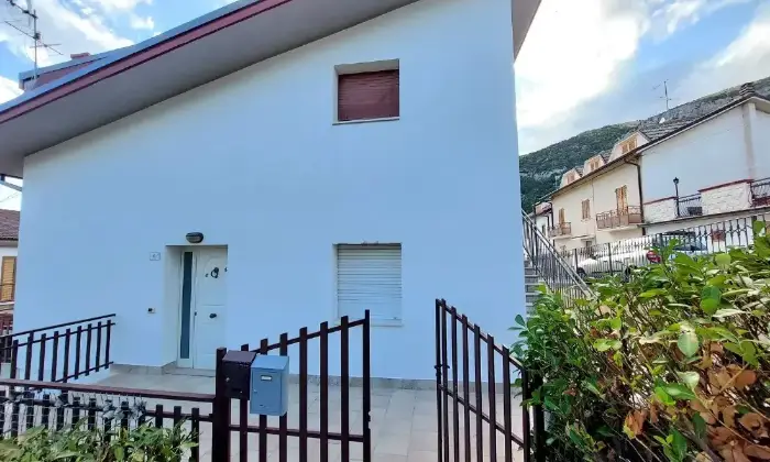 Rexer-Lettopalena-Intero-fabbricato-in-vendita-in-via-Italia-a-Lettopalena-Altro