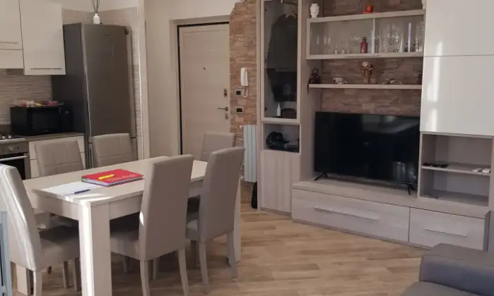 Rexer-Voghera-Appartamento-in-Via-Enrico-Gamalero-Voghera-Cucina