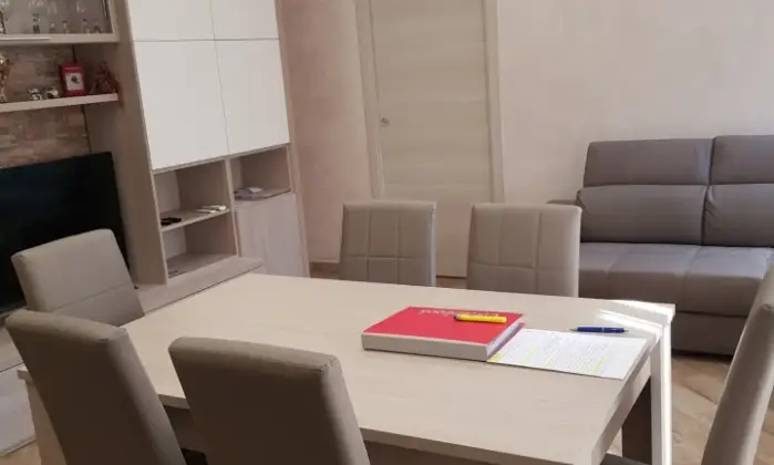 Rexer-Voghera-Appartamento-in-Via-Enrico-Gamalero-Voghera-Soggiorno