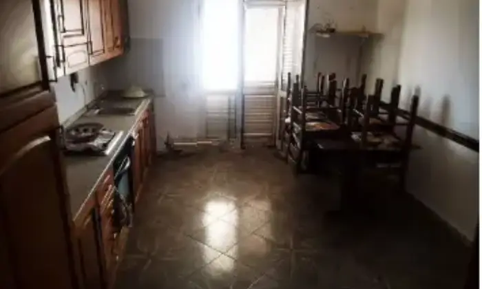 Rexer-Zungri-Quadrilocale-in-vendita-in-via-Calabria-Altro