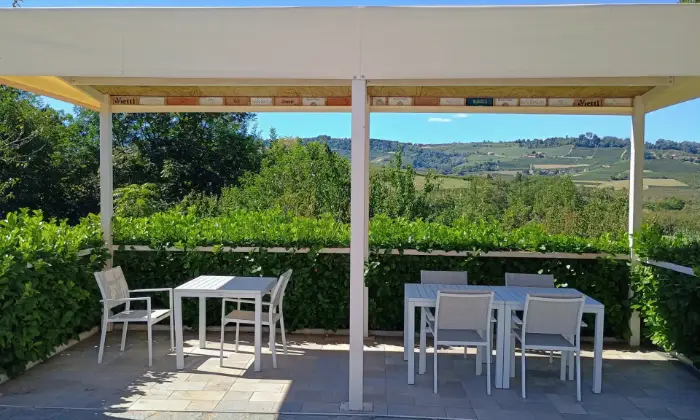 Rexer-La-Morra-Villa-con-piscina-nelle-Langhe-adibita-a-BB-Altro